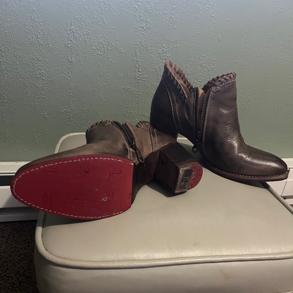 Leather ankle boots